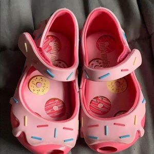 Donut Peep toe sandals